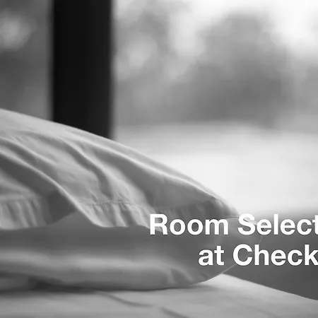 Otel Alpina Deluxe 4*