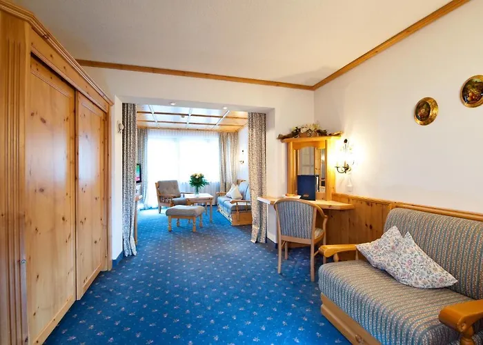 Hotel Alpina Deluxe 4*