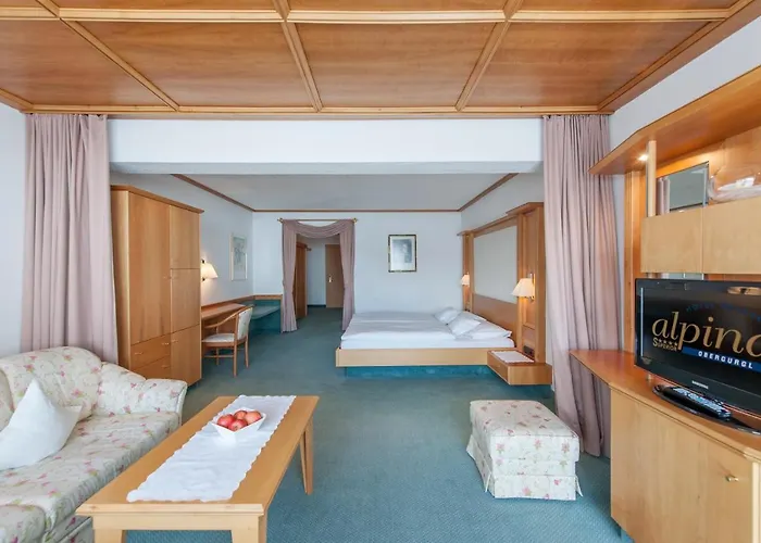 Hotel Alpina Deluxe 4*